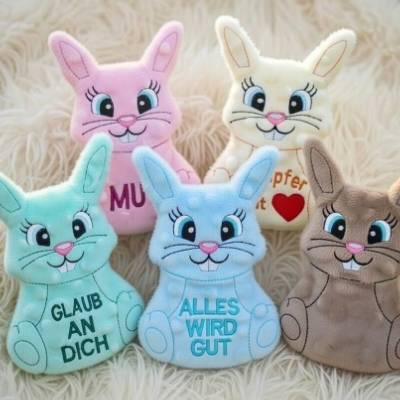 Stickdatei Hase mit Statement Osterhase – In the Hoop Set für 16x26 Rahmen | 5 Motive | Design-by-Jasmina