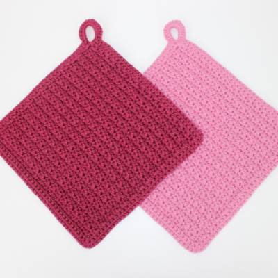 Gehäkeltes Topflappen-Set – praktisch & schön zugleich / weinrot / rosa