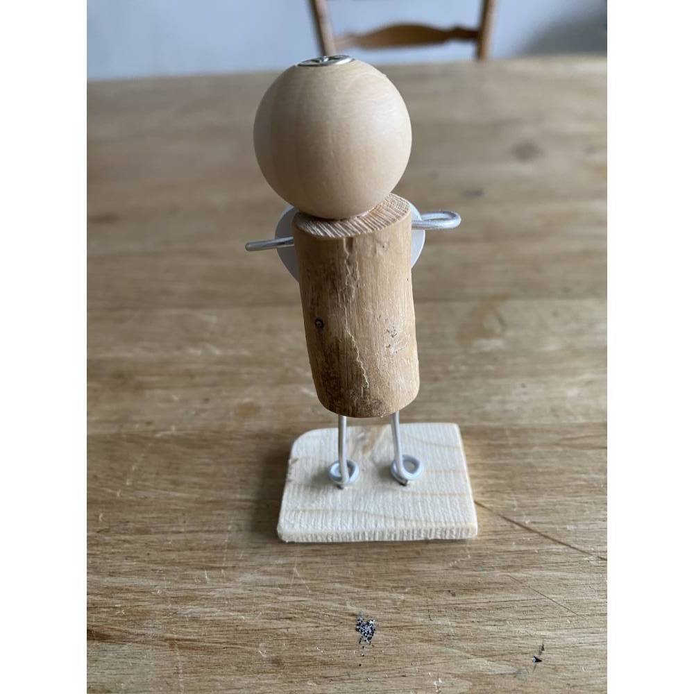 Figur mit Herz, Geschenk für liebe Freunde, kleines Mitbringsel, Holzfiguren Bild 4