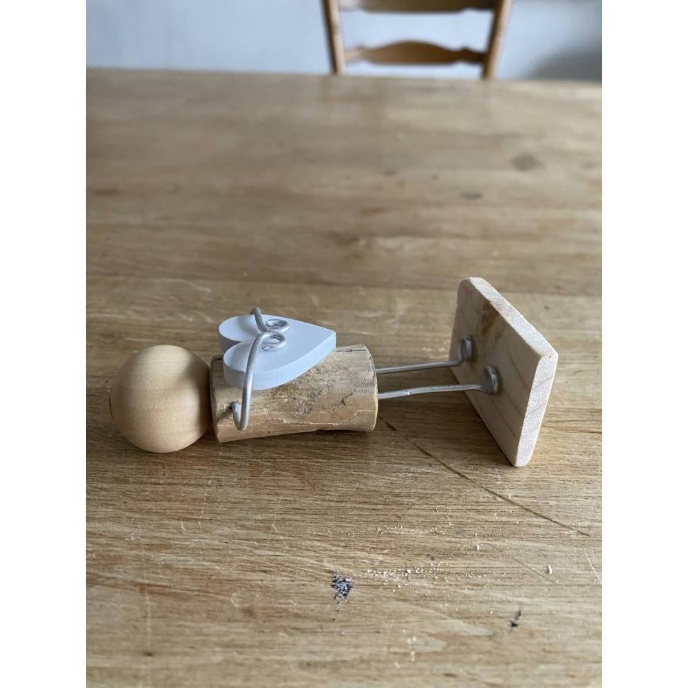 Figur mit Herz, Geschenk für liebe Freunde, kleines Mitbringsel, Holzfiguren Bild 7