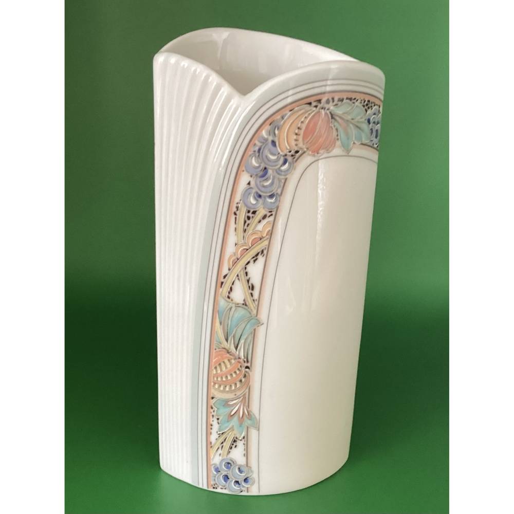 Vintage Porzellan Vase AK Kaiser Inari weiß floral 1980er Rarität gebraucht