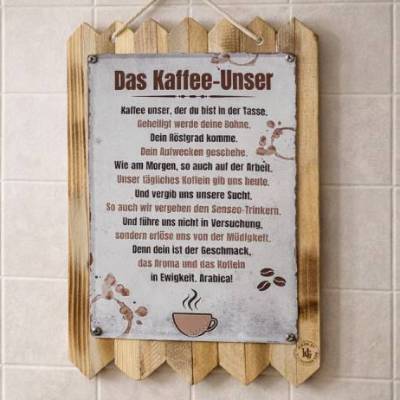 Lustige Küchen Wanddeko – „Kaffee Unser“ – Handgefertigtes Altholz Unikat, Geschenkidee 40 x 25 cm