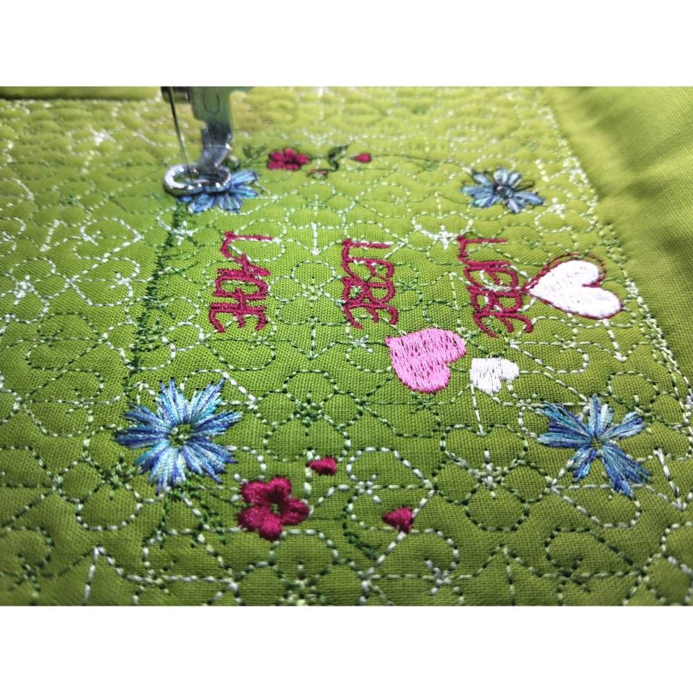 Liebe Lebe Lache Stickdatei 12-14x18cm – Emotionale Deko für deine Stickmaschine Bild 4