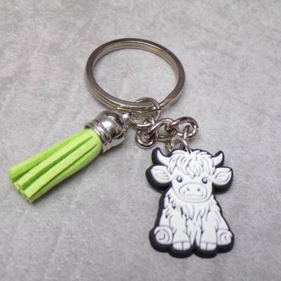 Highland Cow Schlüsselanhänger – Glücksbringer mit grüner Quaste
