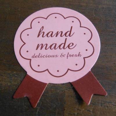 135 Handmade Delicious & Fresh Aufkleber – Selbstklebende Etiketten rund, Papier, 2,8 cm x 3,5 cm