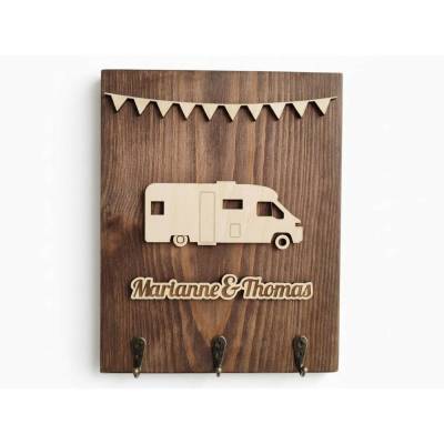 Personalisiertes Schlüsselbrett, Geschenk für Camper aus Massivholz mit Wunschtext, Wohnmobil Wohnwagen