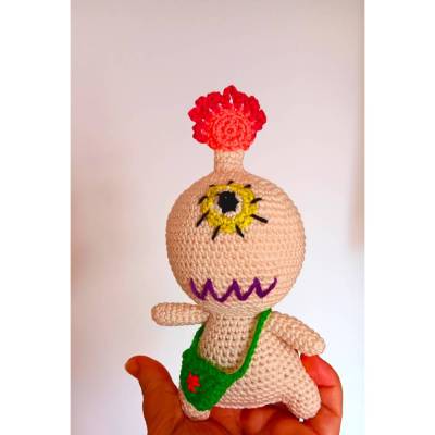 Puppe Monster 18 cm gehäkeltes Amigurumi Geschenk