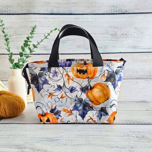 Projekttasche Stricken Moonlit Pumpkin – Halloween Stricktasche Kürbis Design für Wolle & Zubehör