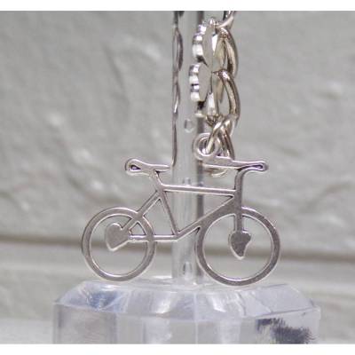 Personalisierbarer Schlüsselanhänger Fahrrad mit Glücksklee – Geschenk für Radfahrer & Wunschbuchstabe