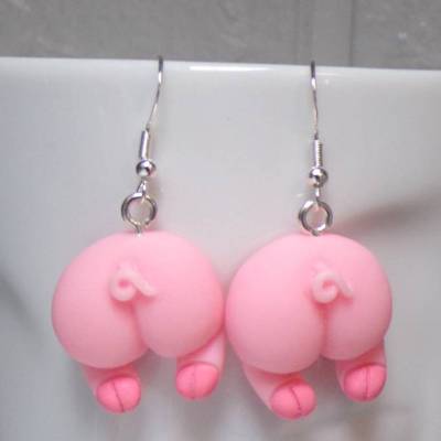 Kawaii Schweinepopo Ohrringe aus Polymer Clay – süßes Statement mit Silberhaken