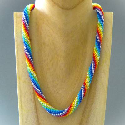 Halskette, Regenbogen, 48 cm, Häkelkette, Perlenkette aus Glasperlen gehäkelt, Rocailles