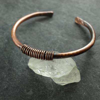 Handgemachter Kupfer Armreif – Rustikaler Armschmuck für Cosplay, LARP & Mittelaltermarkt