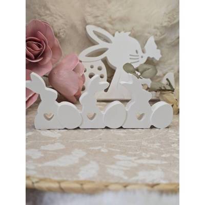 Zauberhafte Frühlingsdeko handgemacht aus Raysin – Osterhase & Osterhäschen mit Eiern