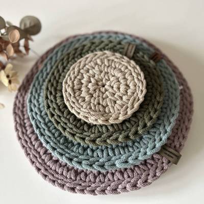 Gehäkeltes Platzset aus Bobbiny Garn – Handgemachtes Tischset im Boho Stil
