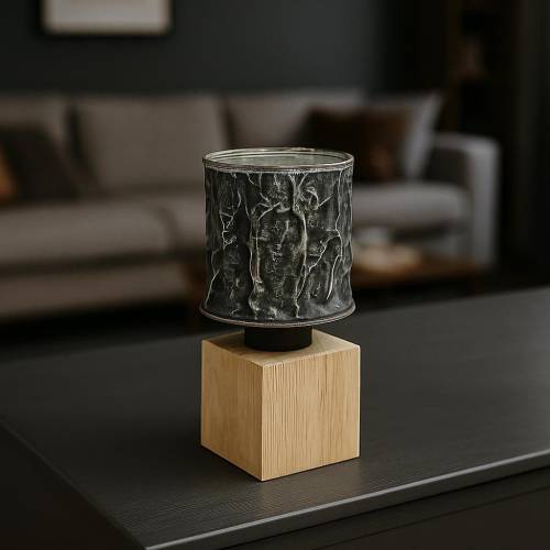 Upcycling Tischlampe aus Aluminium & Eichenholz – Handgefertigte Designerlampe im Industrial-Stil, E27-Fassung