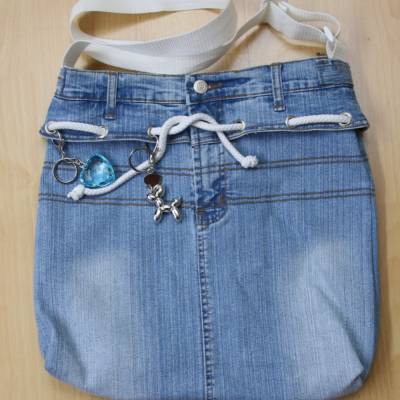 Jeanstasche
