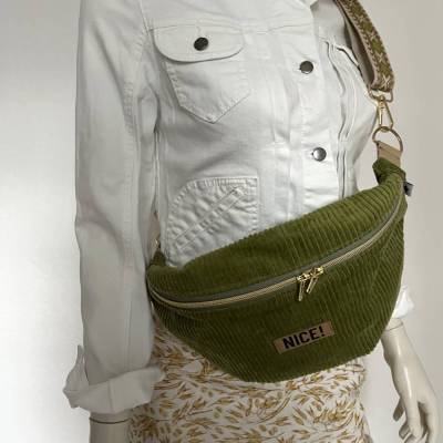 Bauchtasche MAIGRÜN Hüfttasche Crossbag groß aus Breitcord mit Wechselgurt von zimtblüte