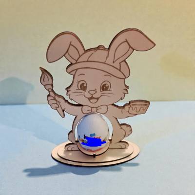 Osterhasen aus Holz als Eierhalter