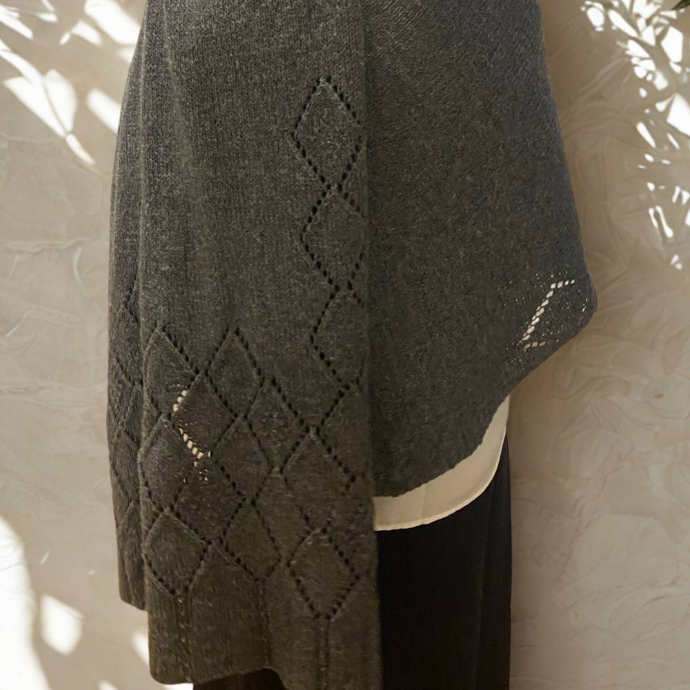 B!DESIGN by GiesingCrafts: One-Sleeve Shawl - XL Ein-Ärmel Schal Bild 6