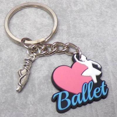 Schlüsselanhänger Ballett Tänzerin Herz – Geschenk für Ballerinas mit versilbertem Spitzenschuh