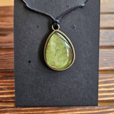 Halskette Wurmfarn Tropfen | Kupfer & Gold | Echte gepresste Pflanze | Baumwollband verstellbar | Glas-CabochonUnikat