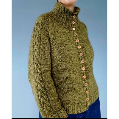 Naila Cardigan Strickanleitung | Top-Down Jacke mit Zopf