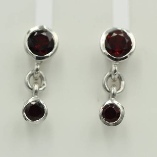Edle 0,84 Carat rote Granat Ohrstecker, 925 Silber, Ohrhänger, Ohrschmuck