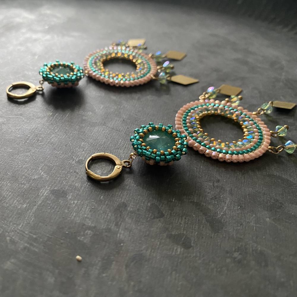 Karibik-Feeling für die Ohren: Statement-Ohrringe in Lachs & Türkis Bild 4