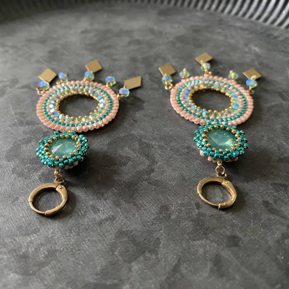 Karibik-Feeling für die Ohren: Statement-Ohrringe in Lachs & Türkis Bild 6