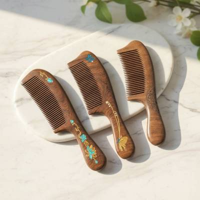 Personalisierbarer Holzkamm Natur Feingezahnt Haarpflege Geschenk (3 Varianten)