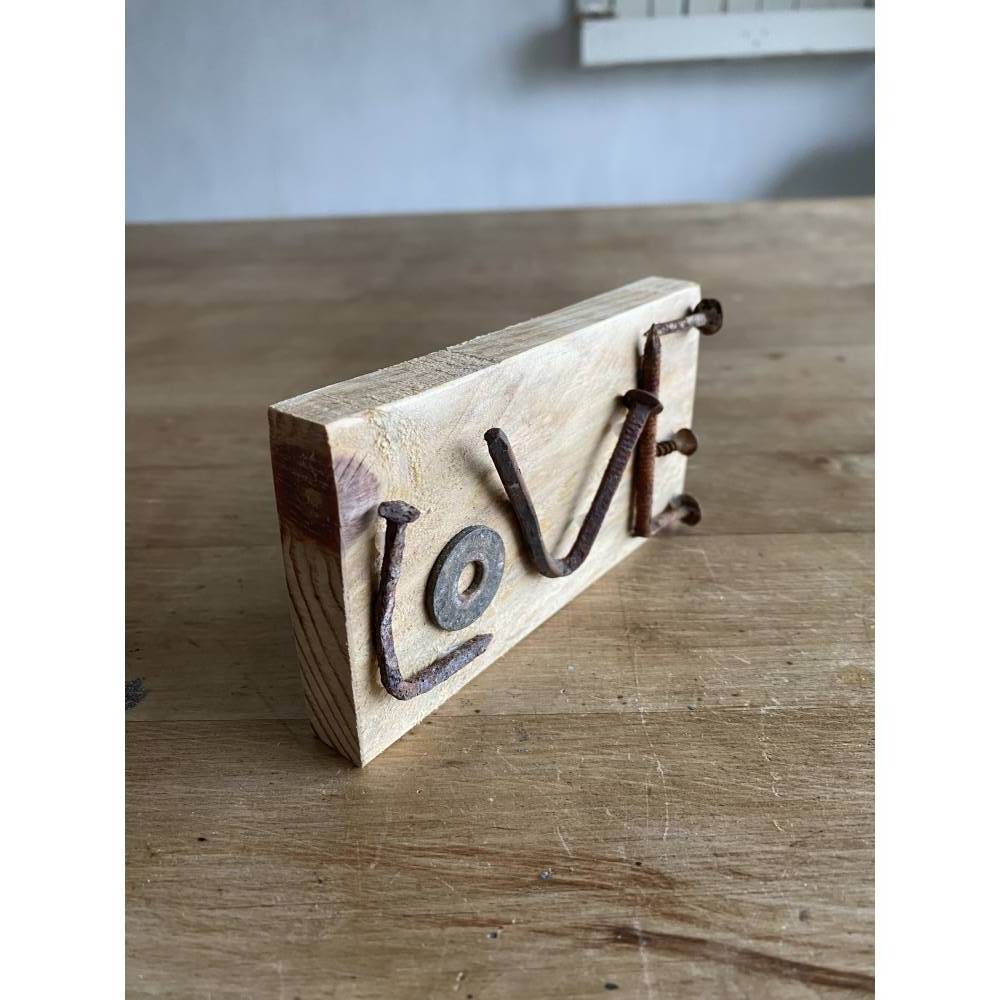 Love kleines Holzschild mit Botschaft, Upcycling, Spruchschild, kleines Geschenk Bild 4
