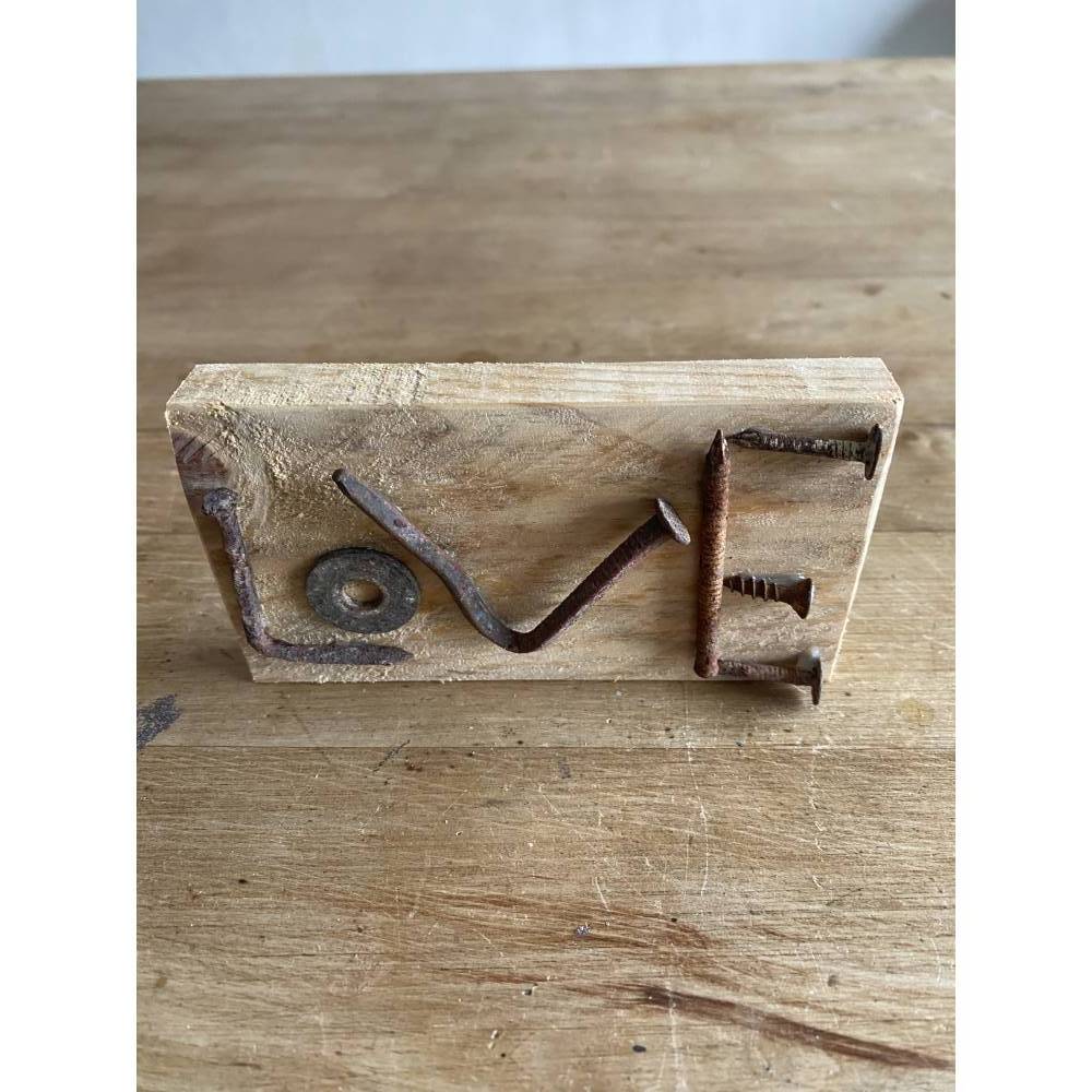 Love kleines Holzschild mit Botschaft, Upcycling, Spruchschild, kleines Geschenk Bild 6