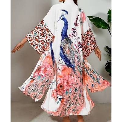 Damen-Kimono Handarbeit japanisches Motiv "Pfau", weiss-orange , neu, bodenlang