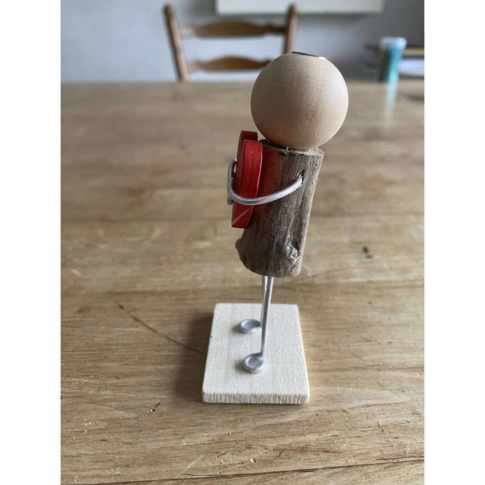 Figur mit Herz, Geschenk für liebe Freunde, kleines Mitbringsel, Holzfiguren Bild 5