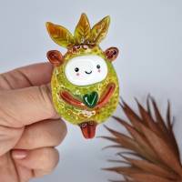 Handgefertigte Naturgeist-Brosche aus Polymer Clay & UV-Harz – Unikat, Geschenkidee aus Mannheim