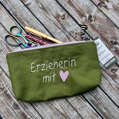 Erzieherin mit Herz Federmäppchen grün als Abschiedsgeschenk