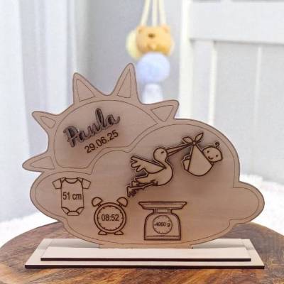 Geburtstafel aus Holz "Sonne und Wolke" personalisiert