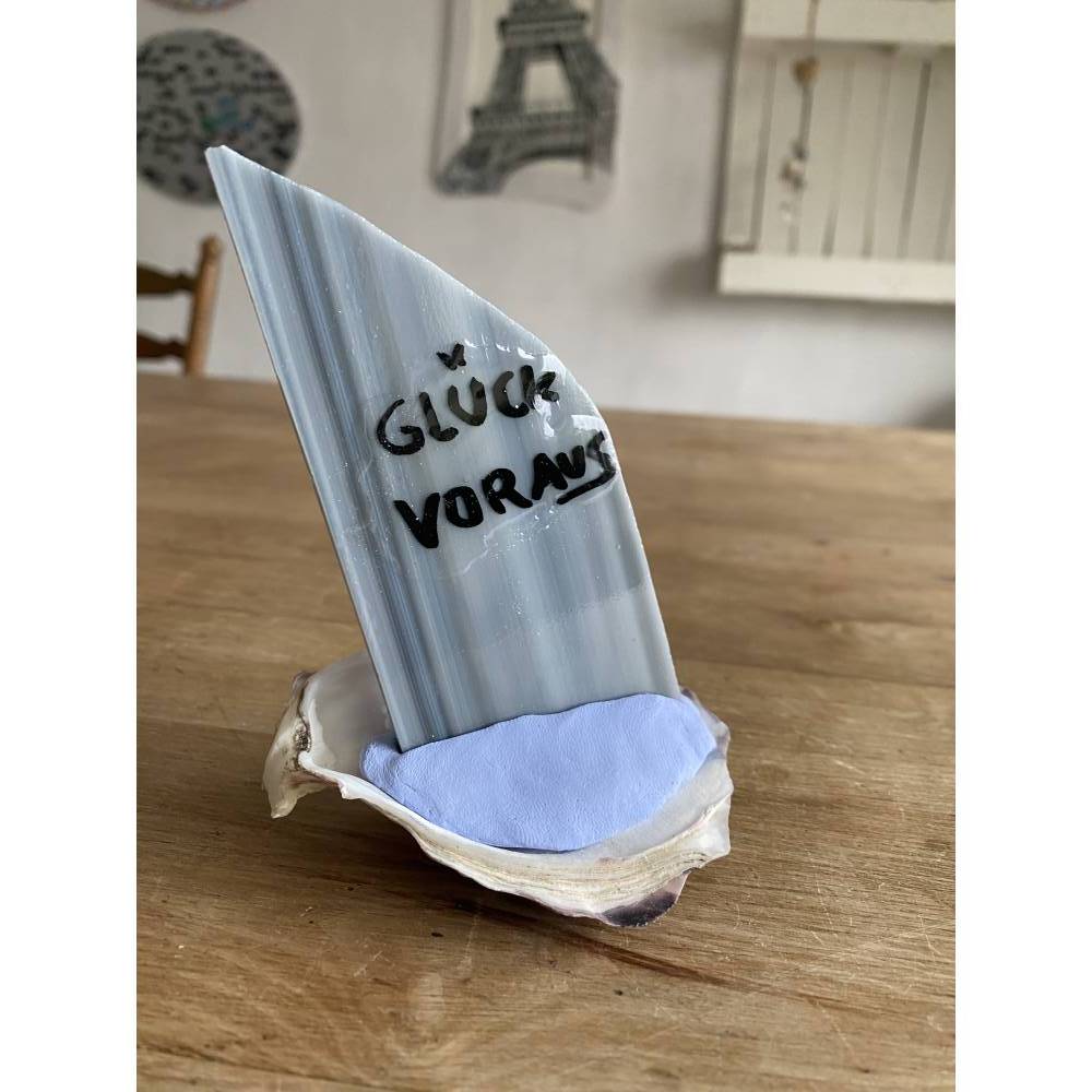 Muschel Segelschiff mit Spruch, kleines Geschenk für Meerliebhaber, Segelboot als Dekoration Bild 1