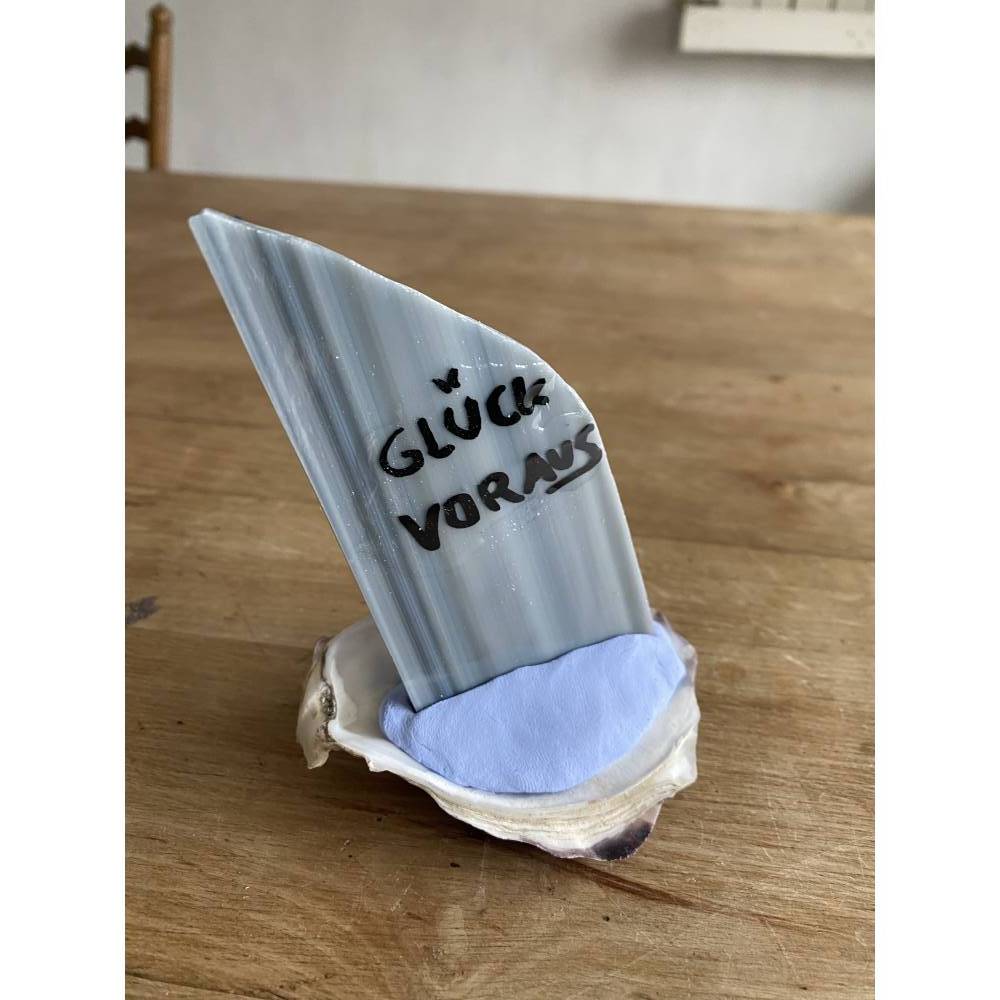 Muschel Segelschiff mit Spruch, kleines Geschenk für Meerliebhaber, Segelboot als Dekoration Bild 2