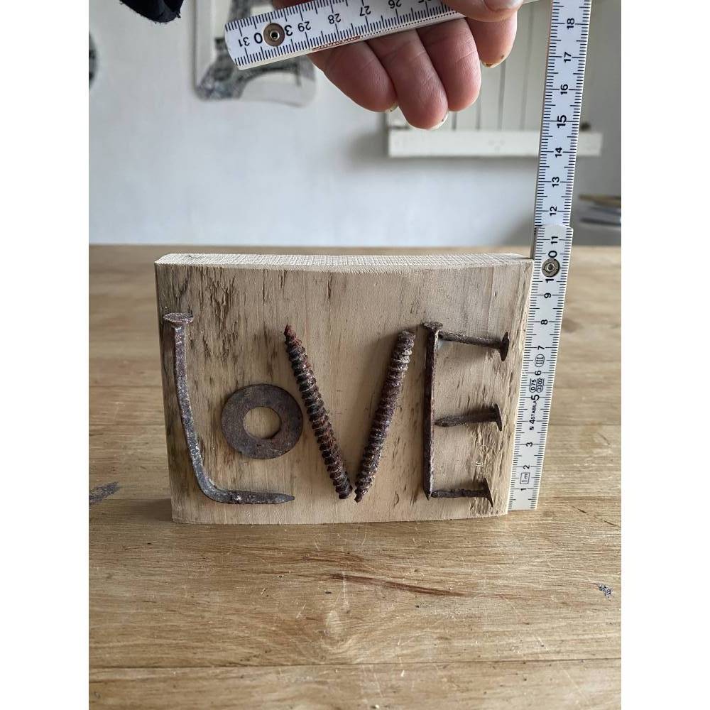 Love kleines Holzschild mit Botschaft, Upcycling, Spruchschild, kleines Geschenk Bild 4
