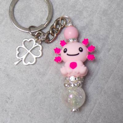Schlüsselanhänger 3D Axolotl mit Strass, irrisierender Perle & Personalisierung