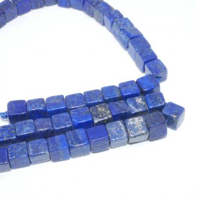  Lapis Lazuli, blau, Mineralien, Würfel 8x8mm,  Naturstein , Schmuckfertigung, DIY,Ketten Mineralien , 1 Strang