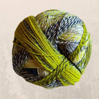 Schoppel Zauberball Crazy  in den Tönen Hellgrün-Gelb mit anderen bunten Farben, ein Wunder an Farben, Farbe: 2204