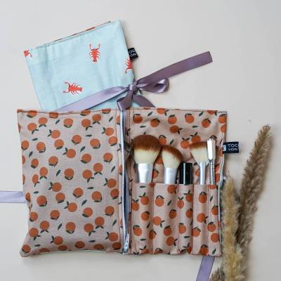 Personalisierte Kosmetiktasche, Schminktasche mit Spruch, Make up Tasche mit Namen und Fächern