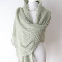 Stola salbeigrün mit Silber-Lurex, handgestrickt aus Alpaka-Mix – Brautschal Boho Eukalyptusgrün