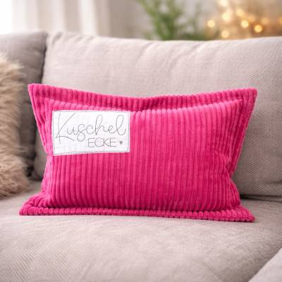 Handgemachtes Cord Kissen „Kuschelecke“ – Dekokissen mit Stickerei | Sofakissen | Wohnaccessoire