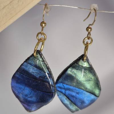 Faux Abalone Tropfenohrringe Grün+Blaufarben, Statementschmuck