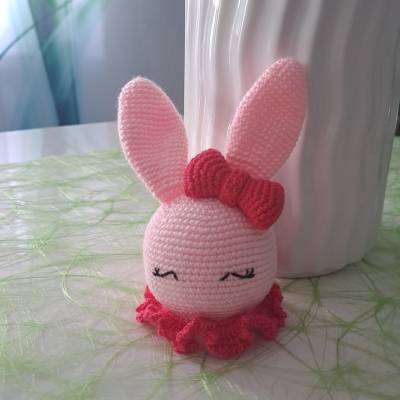 Gehäkelter Osterhase ︎ Osterdeko ︎ Tischdeko
