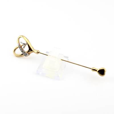 Lange Vintage Reversnadel Goldfarbe mit Herz und Pfeil darin Kristallglas Steine - Hutnadel in Herzform