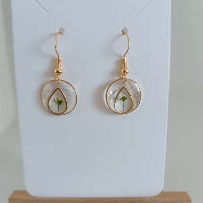 Bezaubernde Ohrringe – 925 Silber vergoldet, echte Blüten & Glitzer